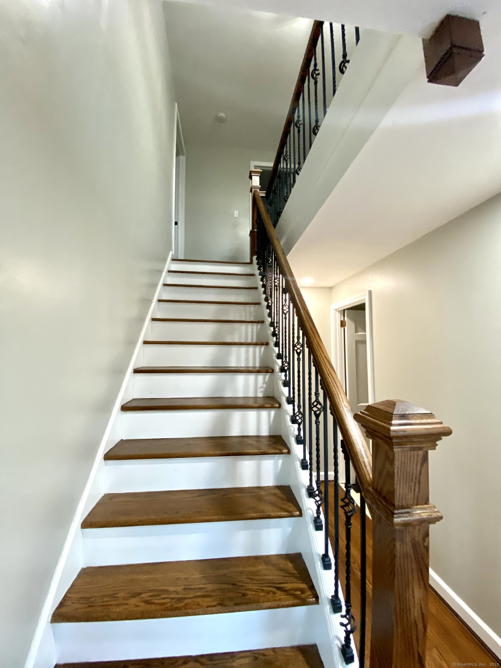 545 Simsbury Road, Bloomfield, Connecticut image 35