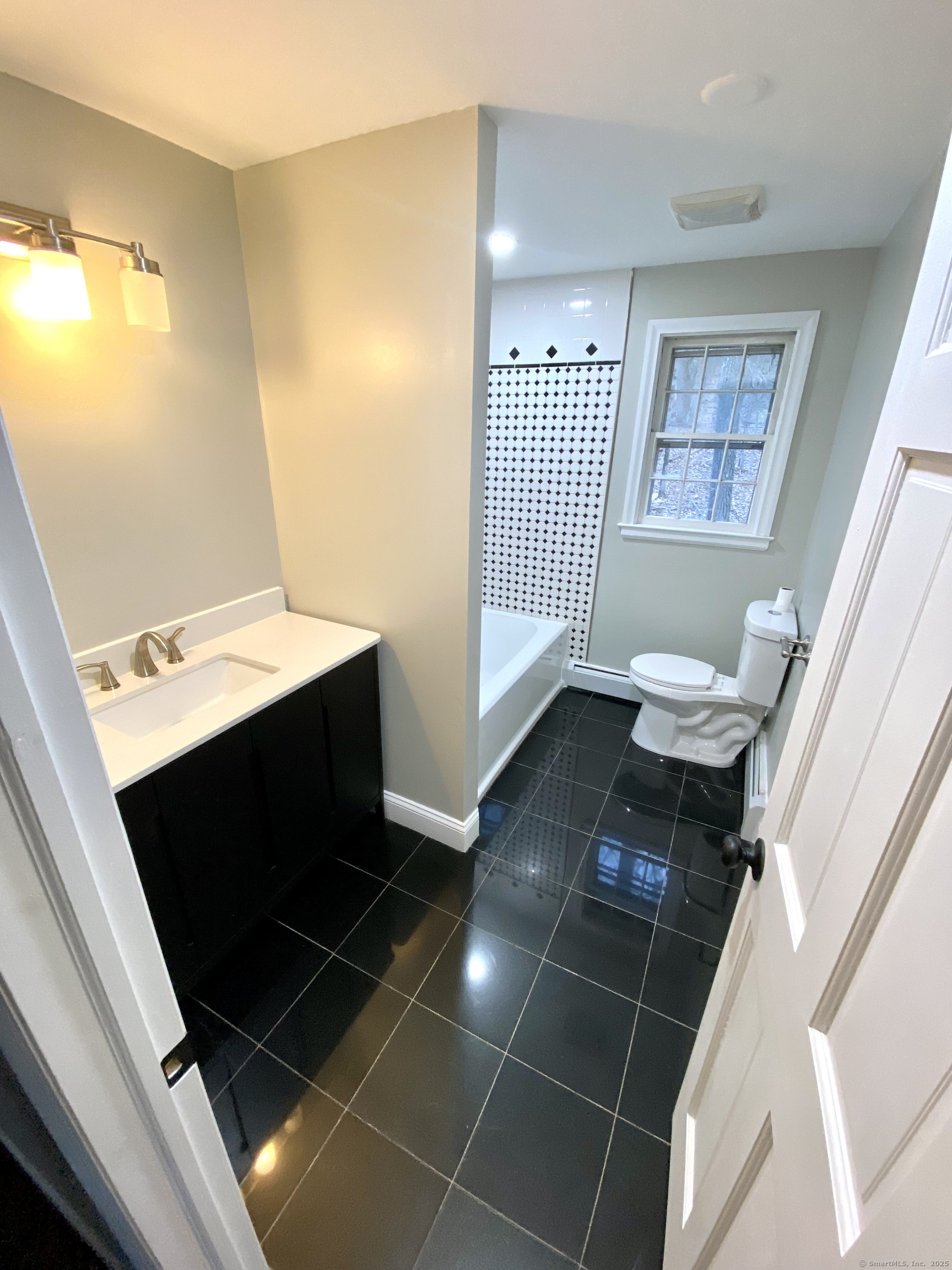 545 Simsbury Road, Bloomfield, Connecticut image 37