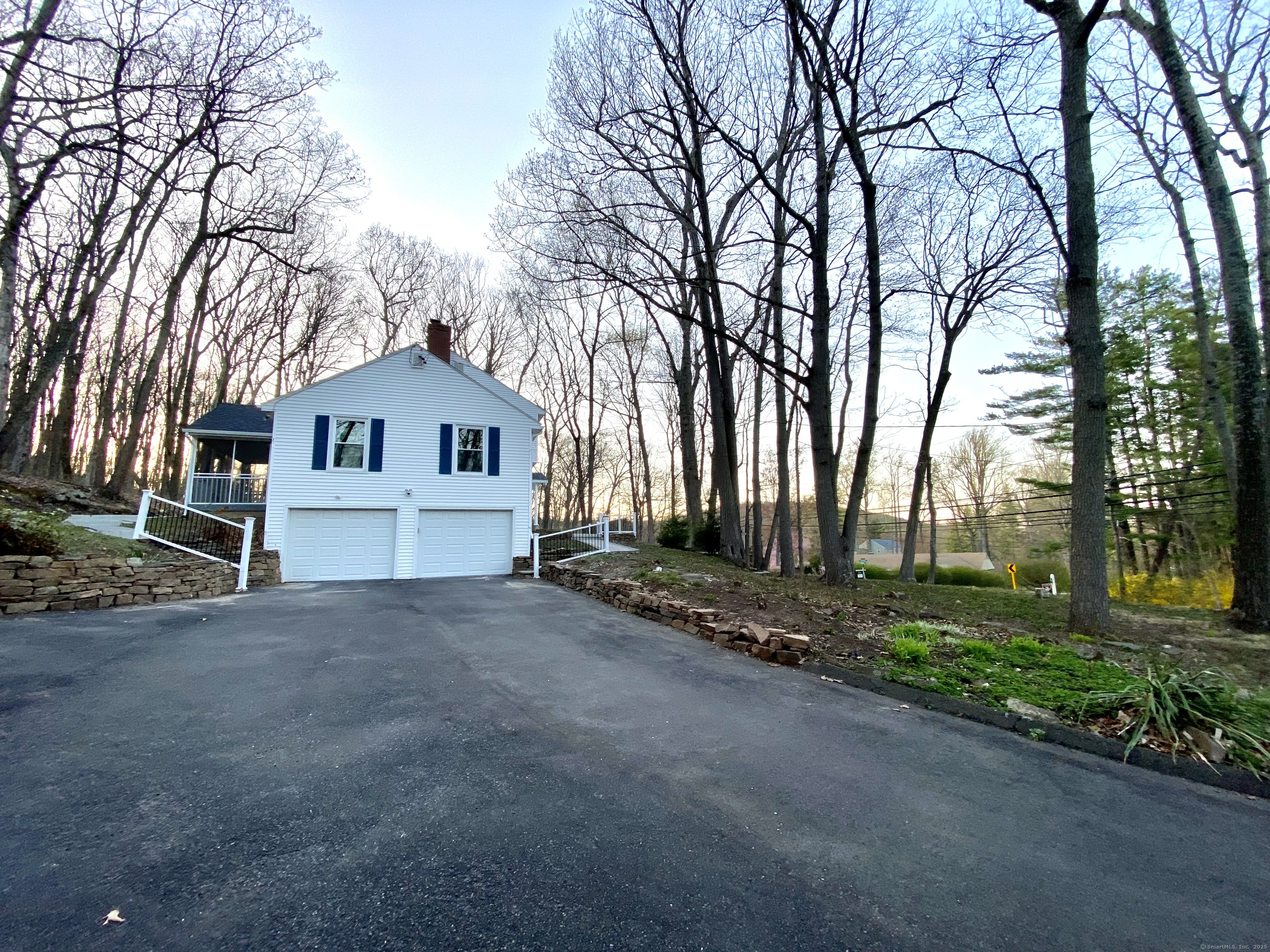 545 Simsbury Road, Bloomfield, Connecticut image 3