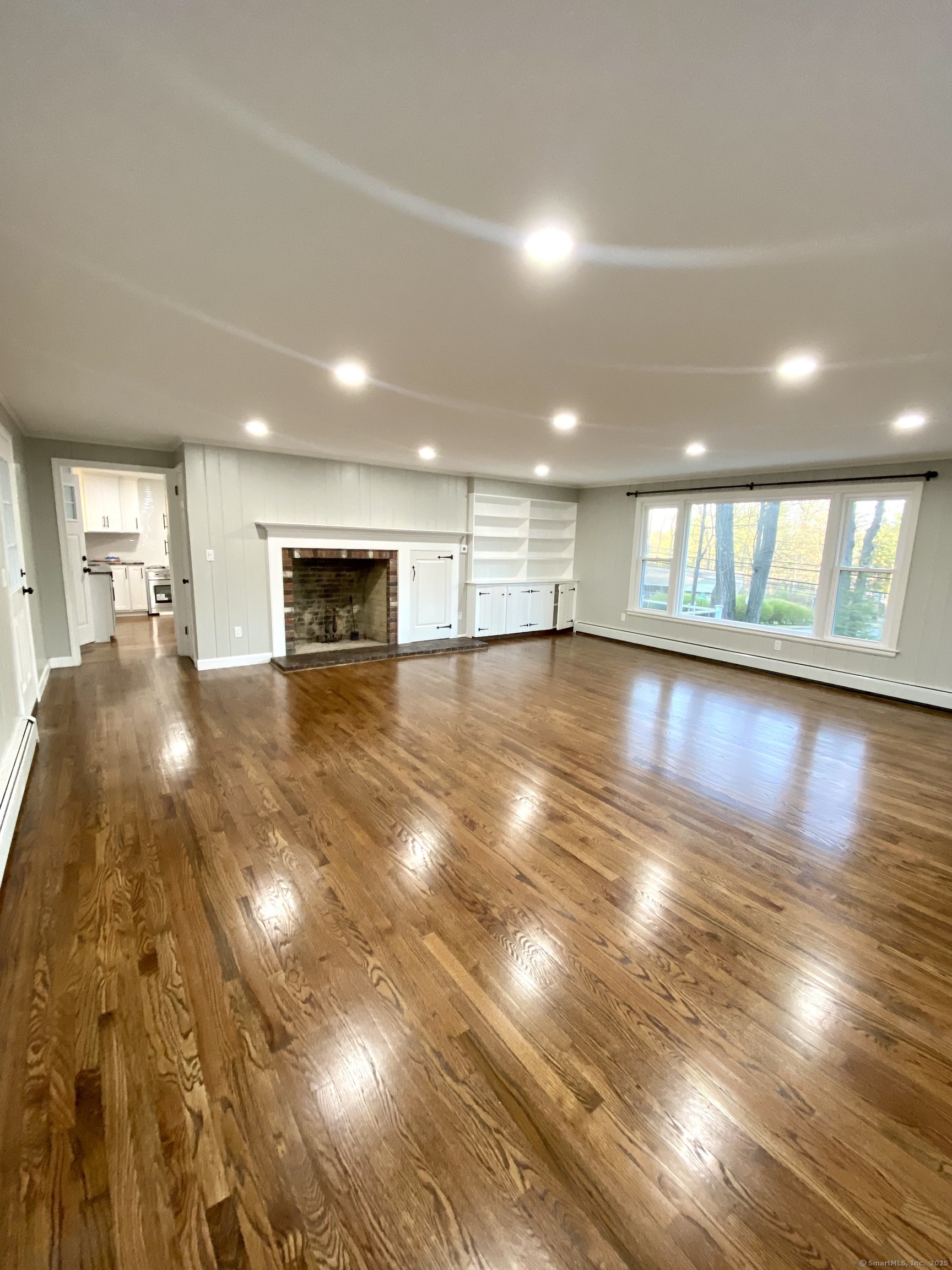 545 Simsbury Road, Bloomfield, Connecticut image 21