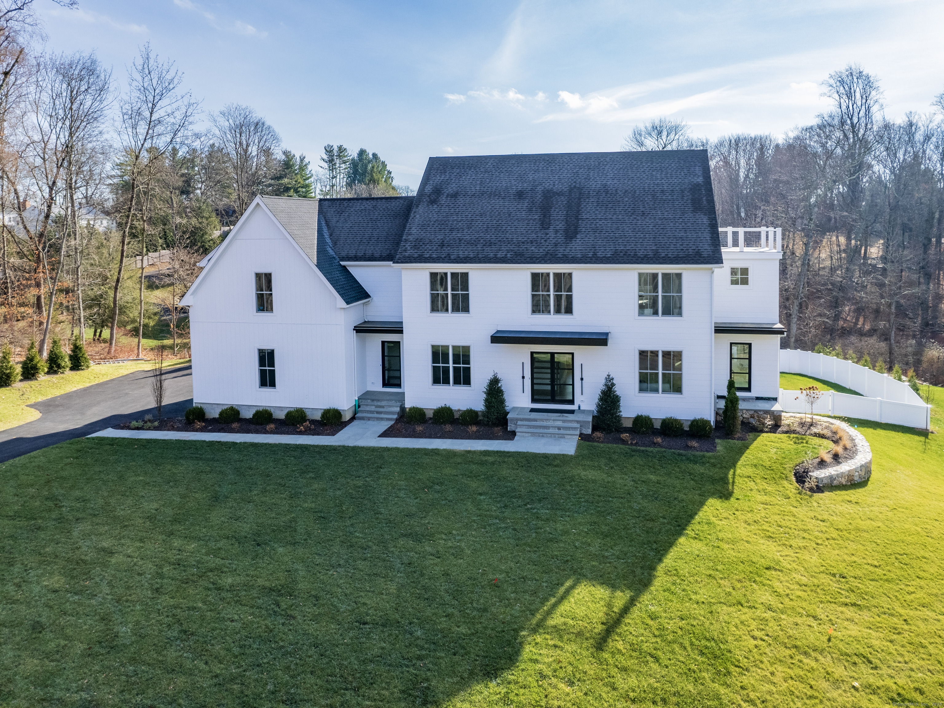 18 Fresenius Road, Westport, Connecticut - 7 Bedrooms  
7.5 Bathrooms  
15 Rooms - 