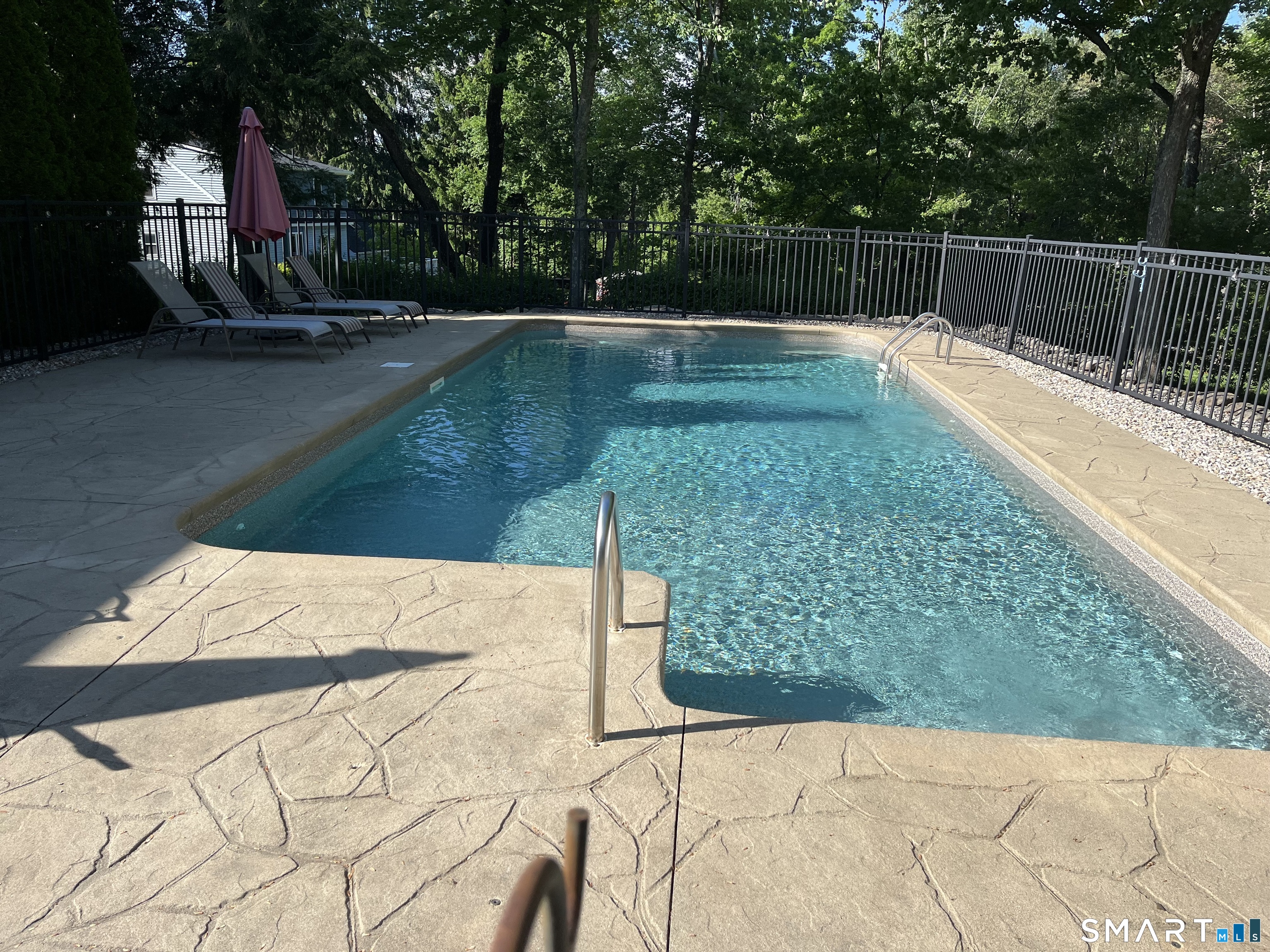 63 Straitsville Road