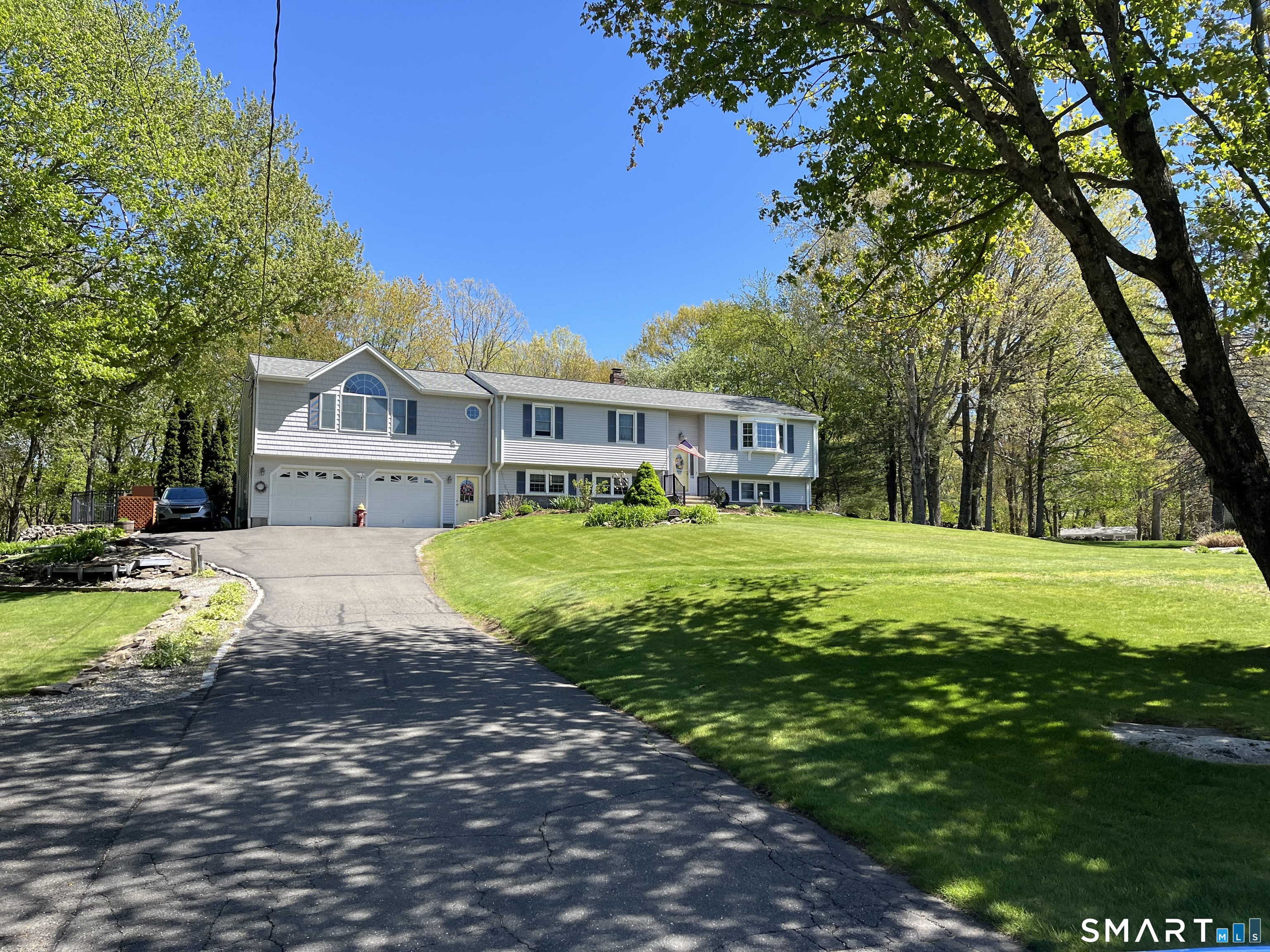 63 Straitsville Road
