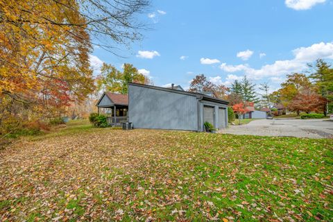 Tiny photo for 7 Hearthstone Drive #7, Brookfield, CT 06804 (MLS # 24135918)