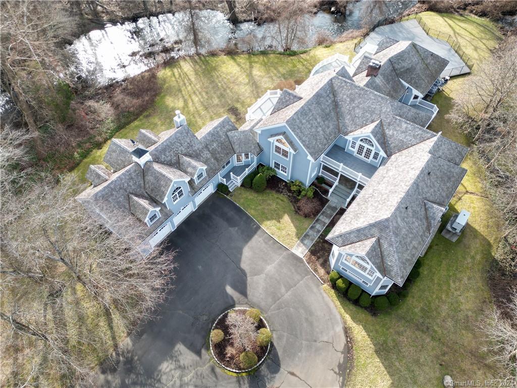 Property for Sale at 5 Lyons Plains Road, Westport, Connecticut - Bedrooms: 5 
Bathrooms: 7 
Rooms: 15  - $4,200,000