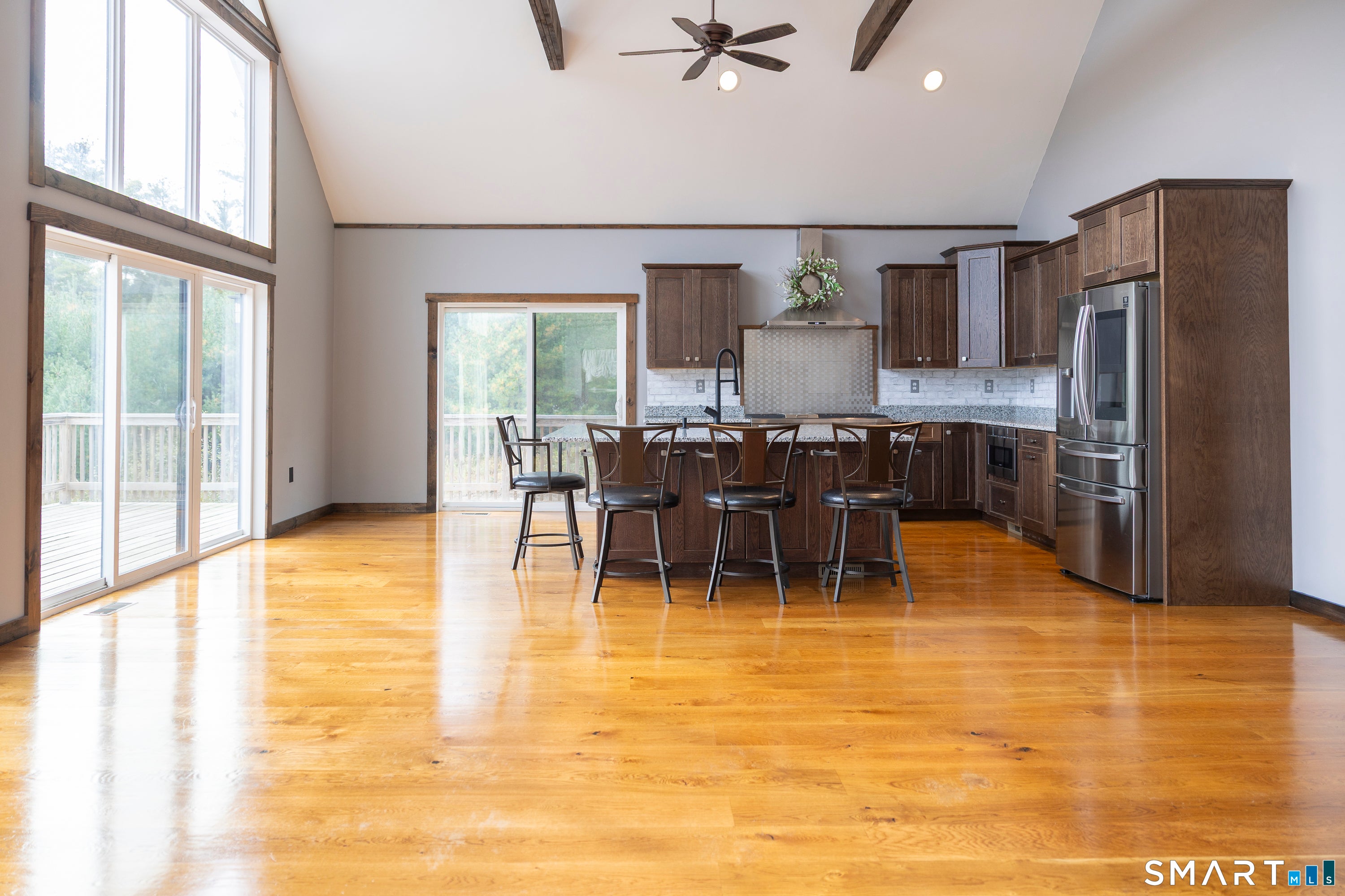 597 East Thompson Road