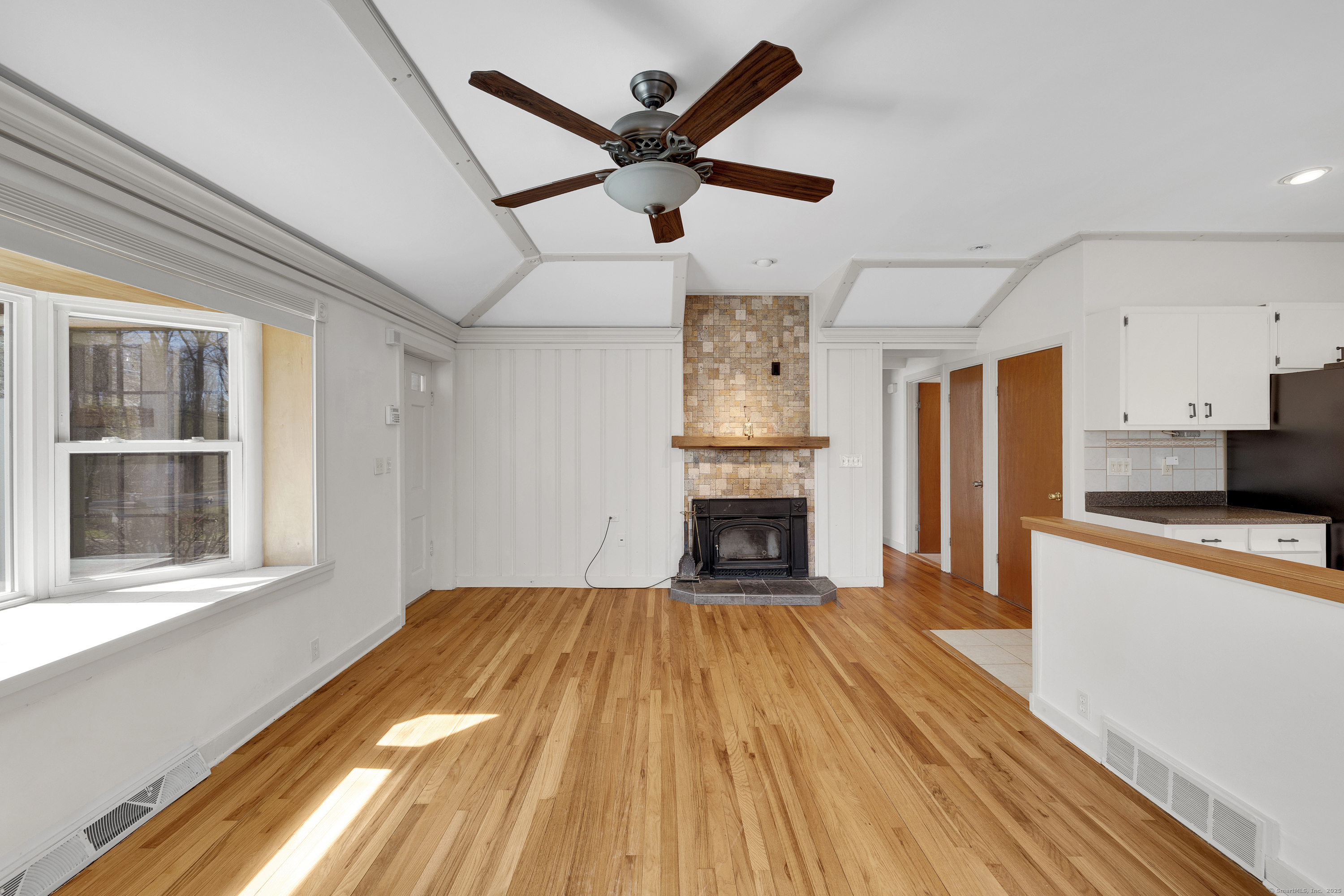 39 New Milford Road, Bridgewater, Connecticut image 7