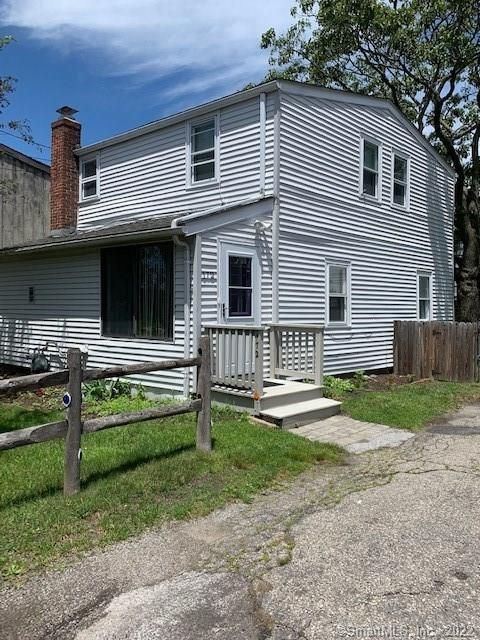 172 College Place, Fairfield, Connecticut - 3 Bedrooms  2 Bathrooms  5 Rooms - 
