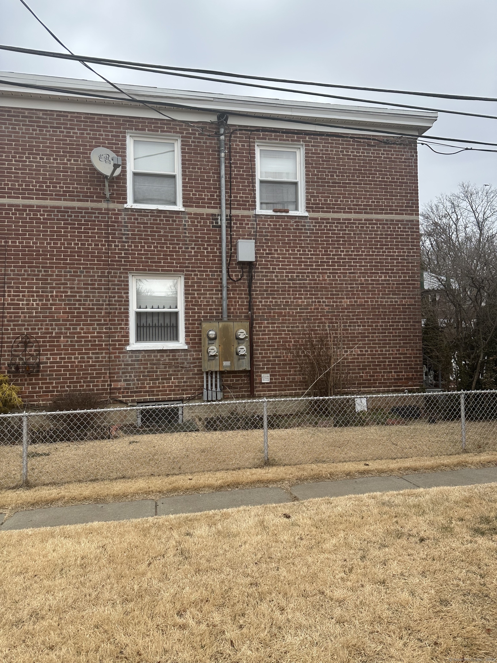 Building 17 Court A #47, Bridgeport, Connecticut image 2