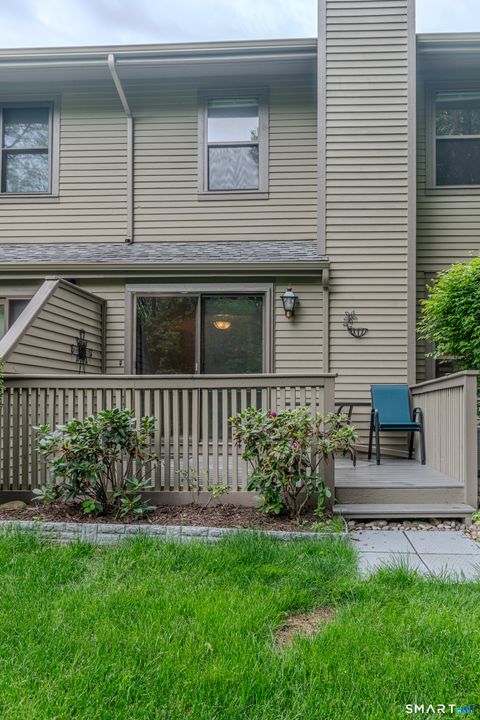 Photo of 1103 Metacomet Drive #113, Meriden, CT 06450 (MLS # 24175253)