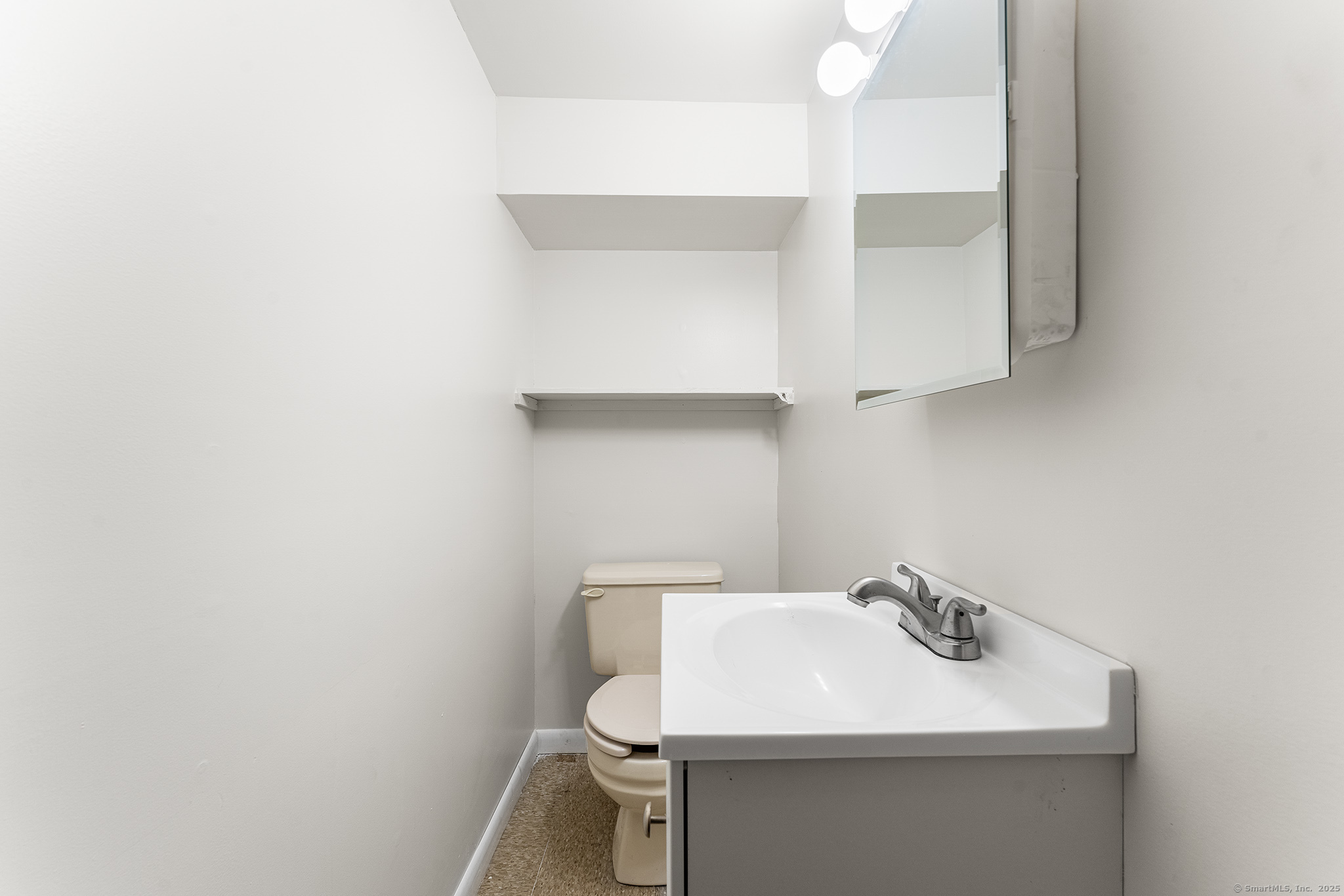 11 Lyrical Lane, Newtown, Connecticut image 34