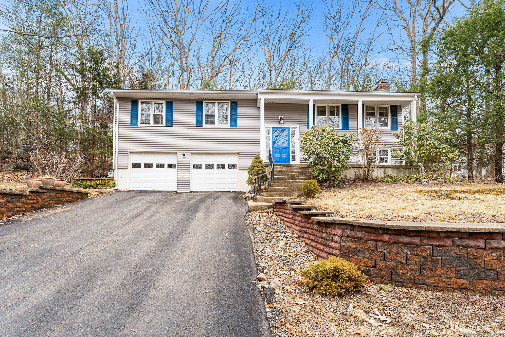 Property for Sale at Lyrical Lane, Newtown, Connecticut - Bedrooms: 3 
Bathrooms: 3 
Rooms: 6  - $490,000