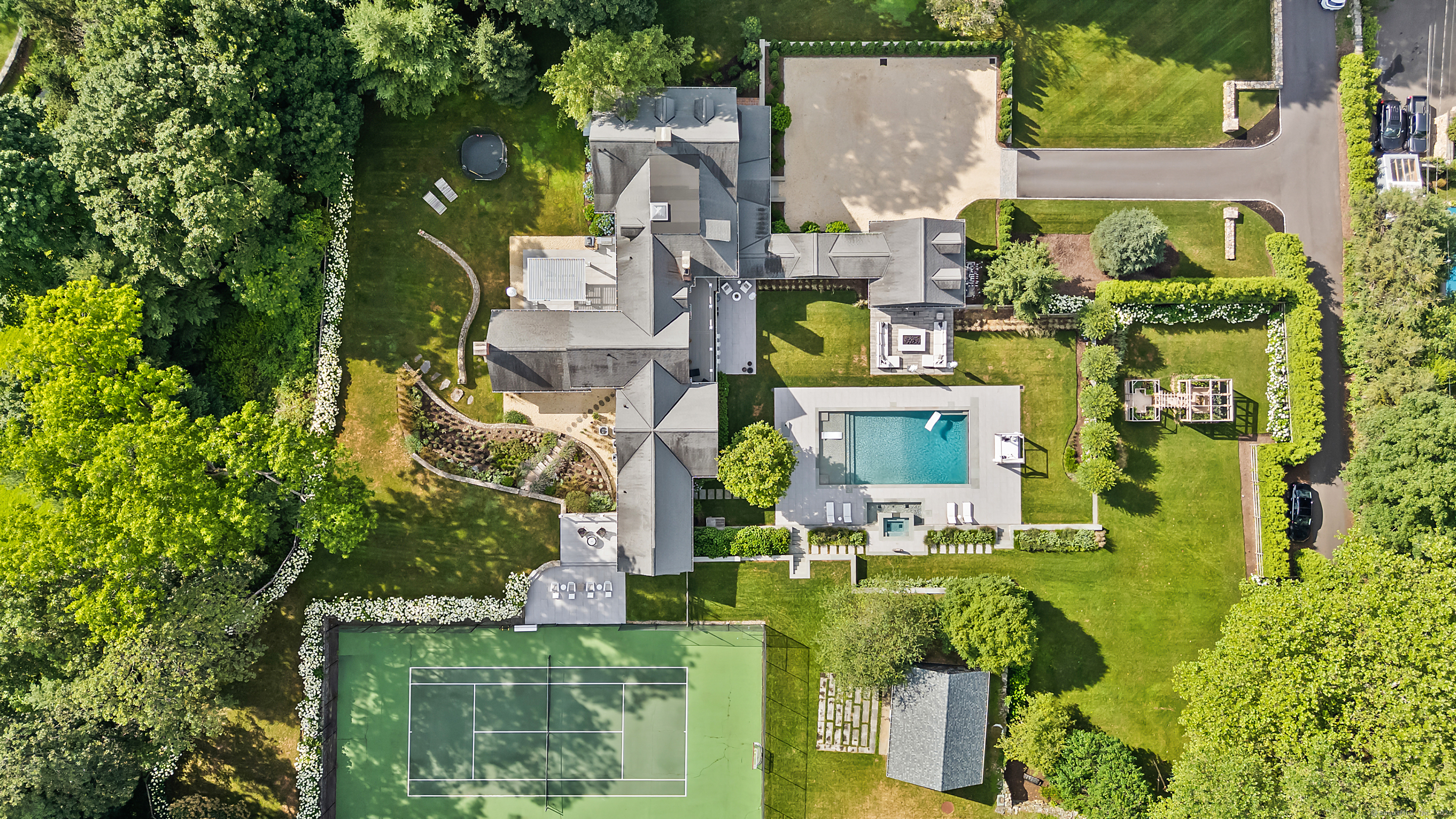129 Long Lots Road