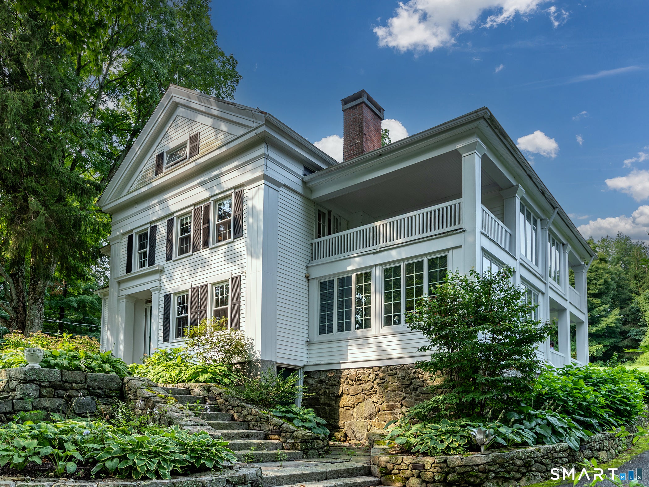 552 Breakneck Hill Road