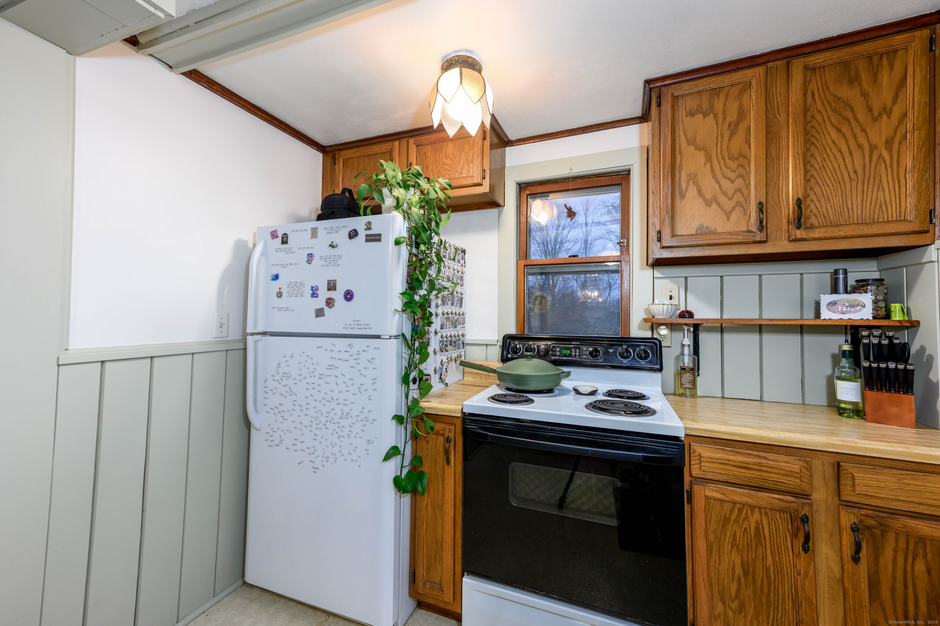 186 Sackett Point Road, North Haven, Connecticut image 18