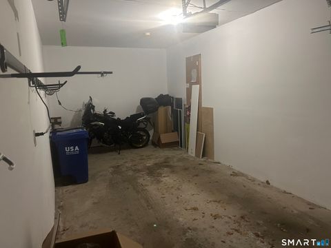 Tiny photo for 42 Far View Commons #42, Southbury, CT 06488 (MLS # 24156579)