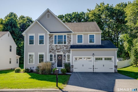 Photo of 30 Glen Place, Glastonbury, CT 06033 (MLS # 24207143)