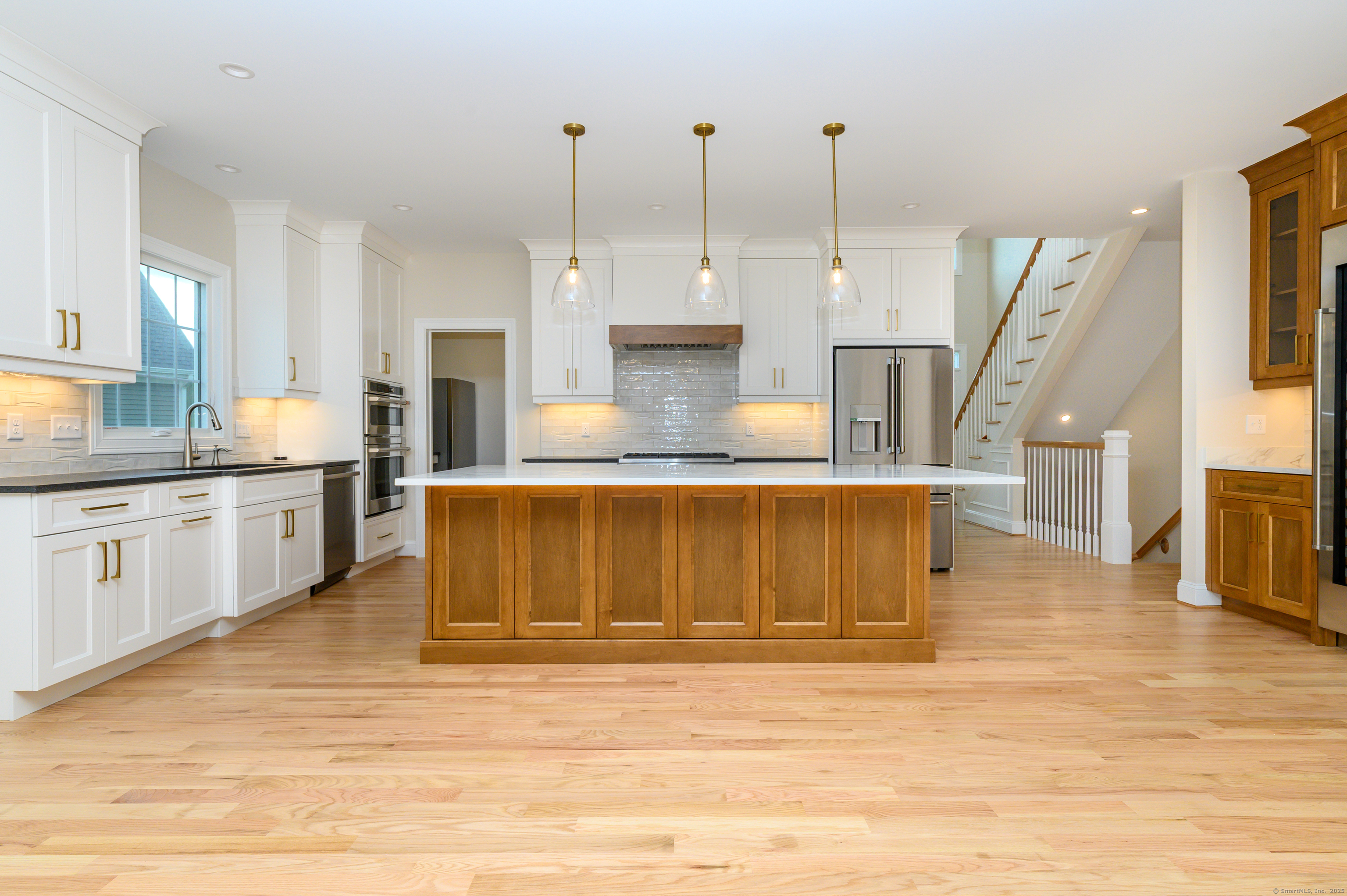 40 Primrose Lane, Cromwell, Connecticut image 2
