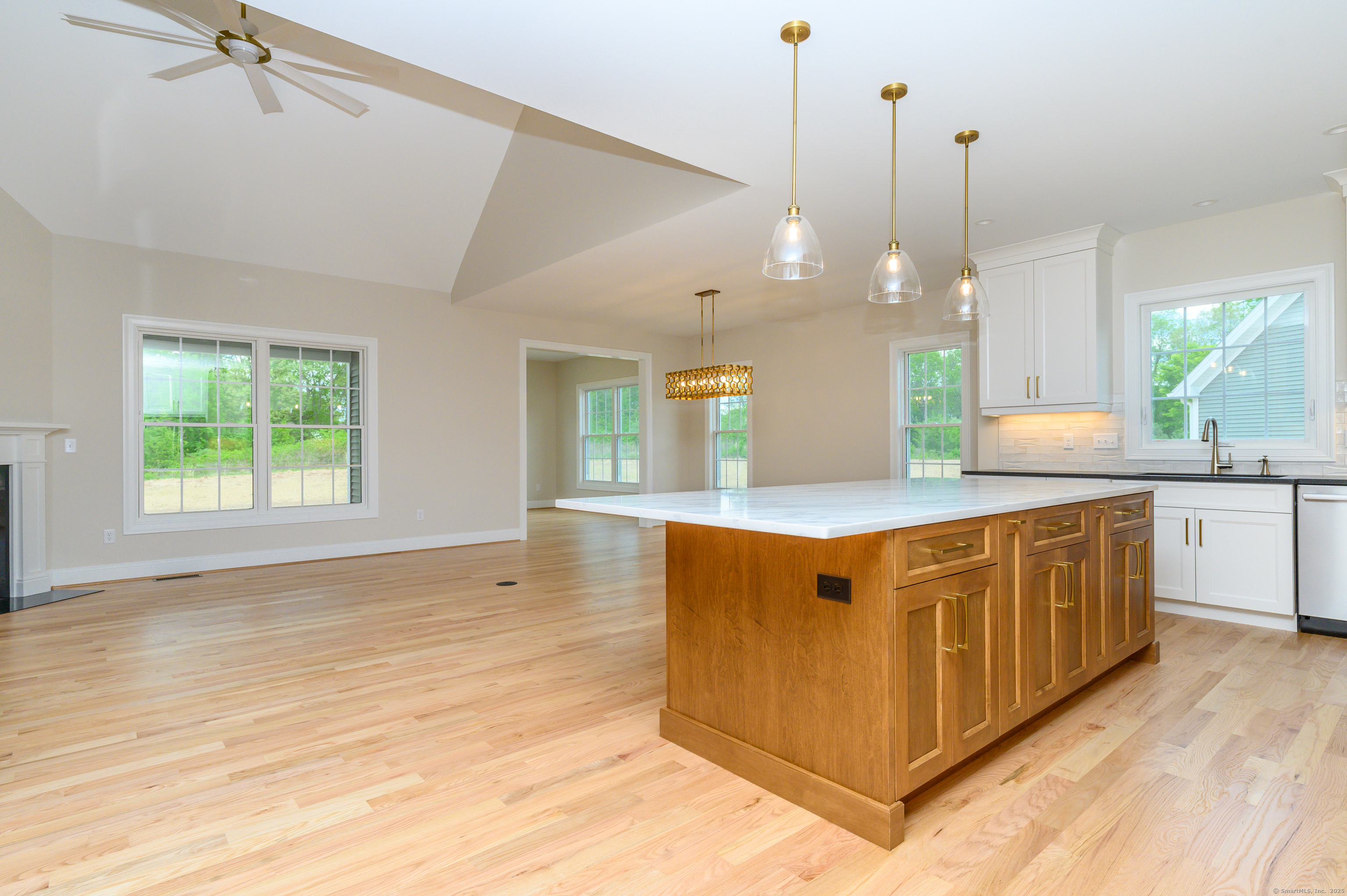 40 Primrose Lane, Cromwell, Connecticut image 8