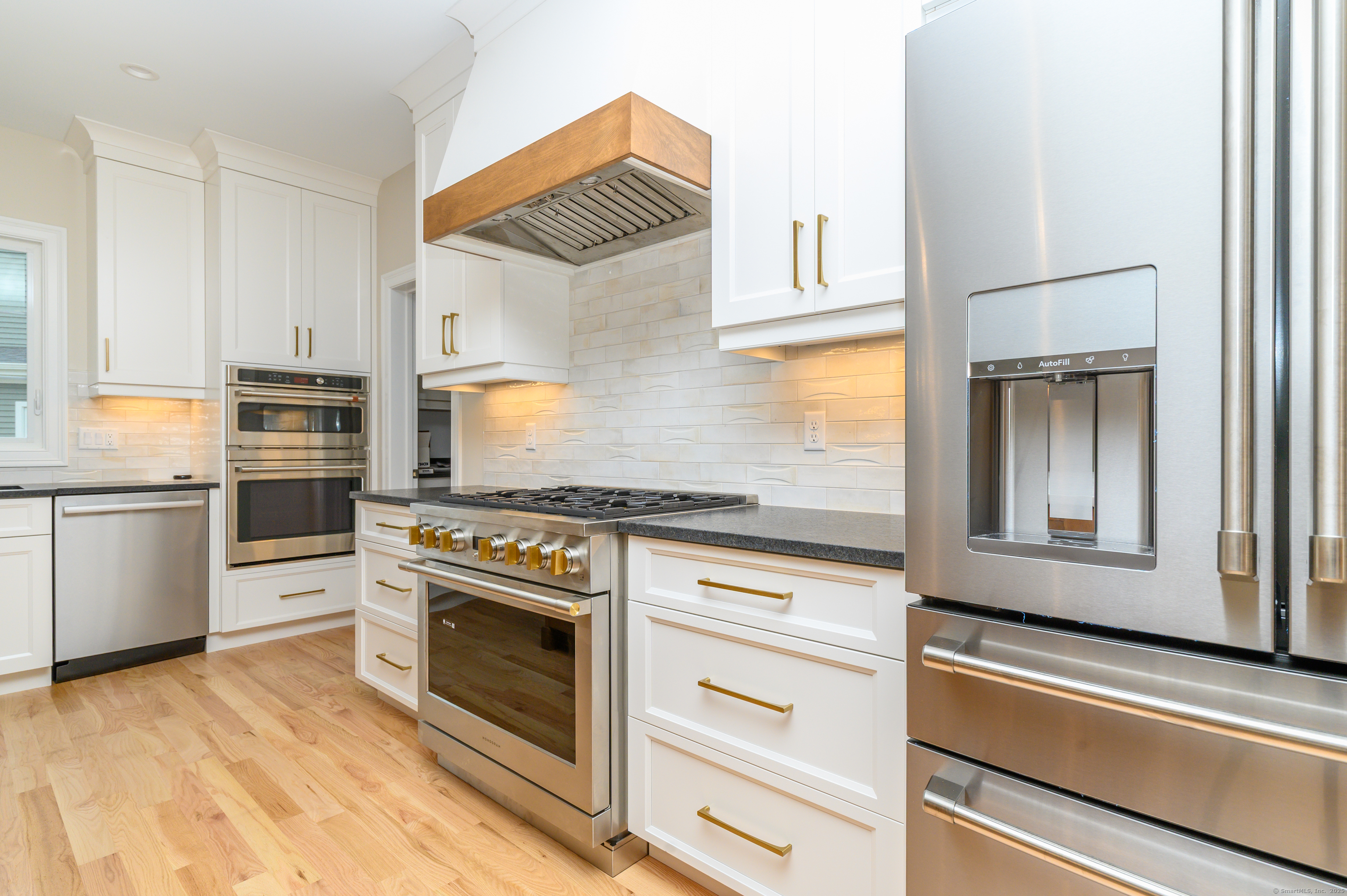 40 Primrose Lane, Cromwell, Connecticut image 12