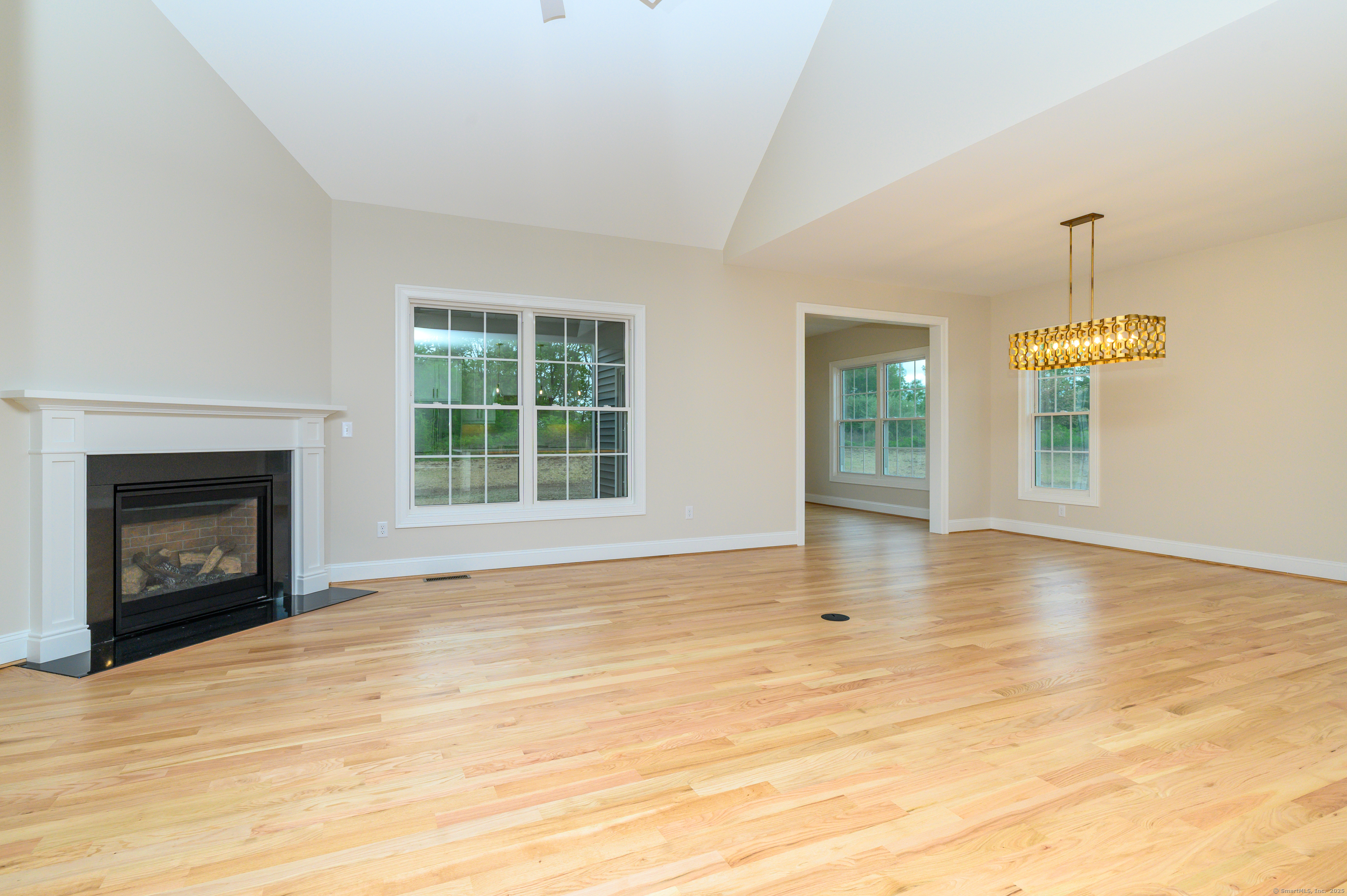 40 Primrose Lane, Cromwell, Connecticut image 4