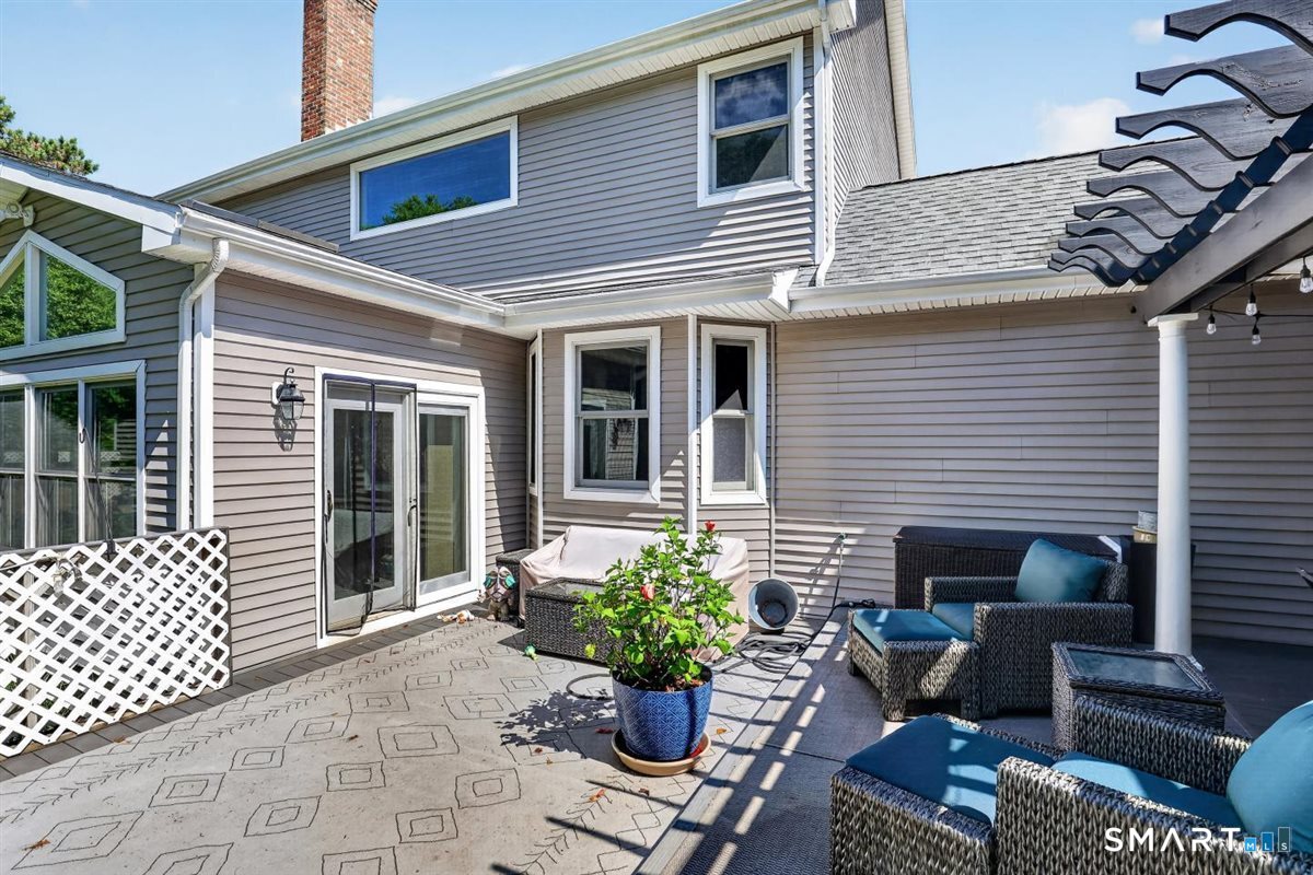 7 Tinker Pond Road