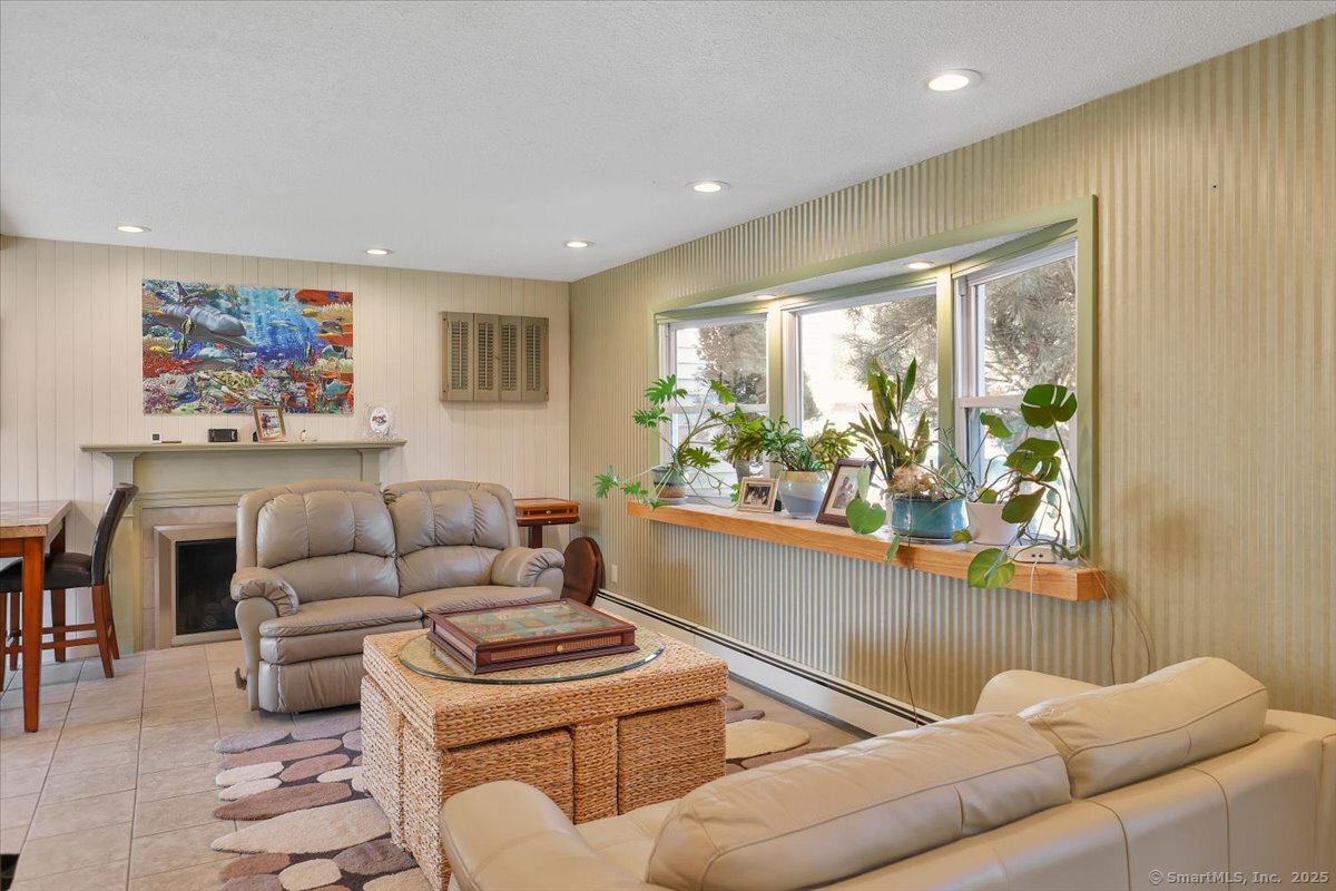 84 Scott Drive