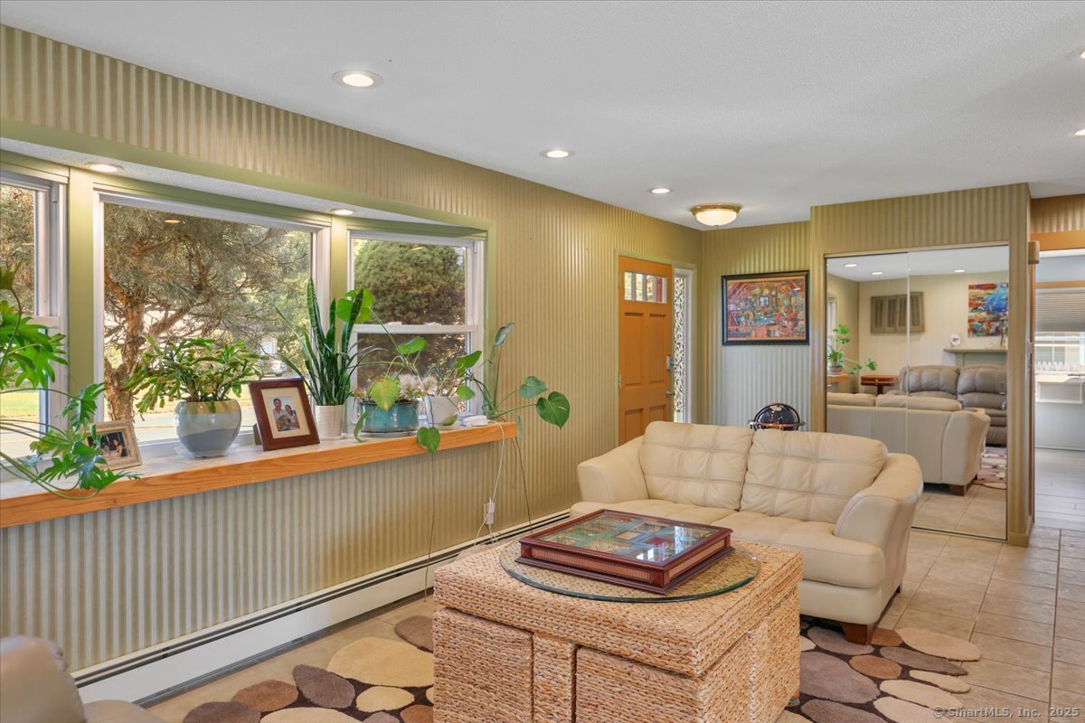 84 Scott Drive