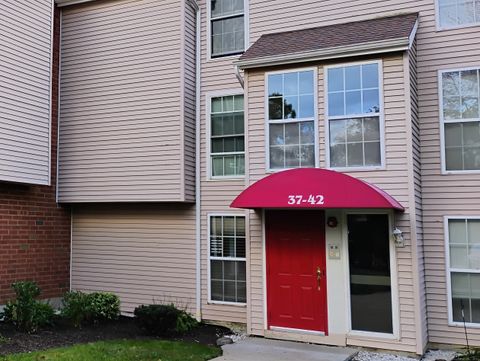 Tiny photo for 37 Heather Ridge #37, Shelton, CT 06484 (MLS # 24135855)