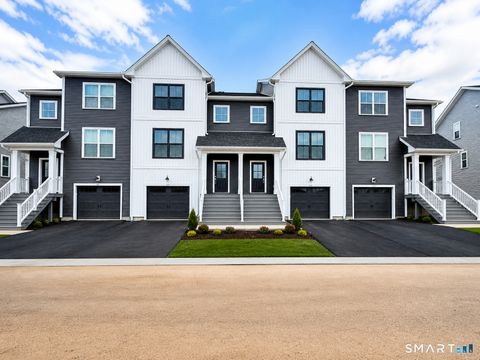 Photo of 135 Shea Circle #135, Cheshire, CT 06410 (MLS # 24173580)