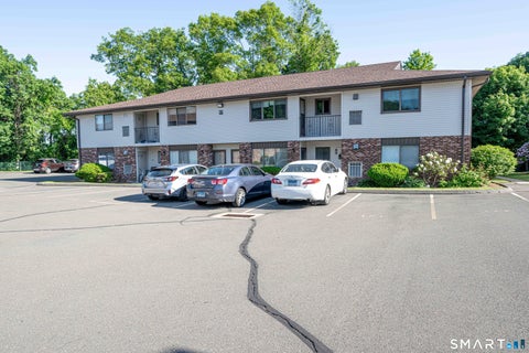 Photo of 140 Thompson Street #17C, East Haven, CT 06513 (MLS # 24180992)