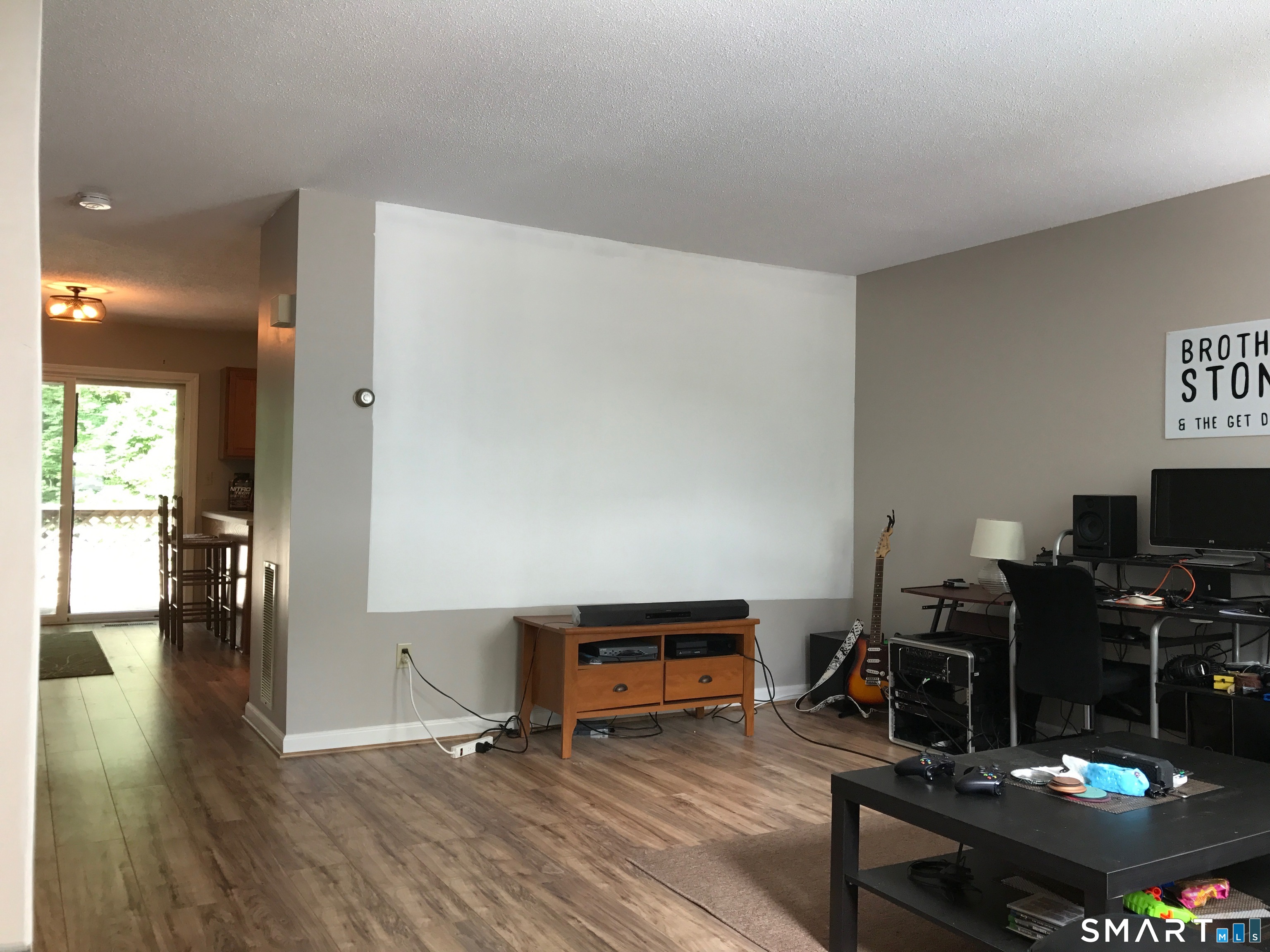 2480 Whitney Avenue 16