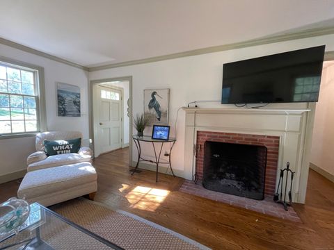 Tiny photo for 25a Main Street, Essex, CT 06442 (MLS # 24129320)