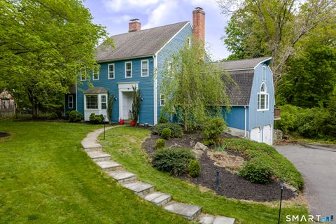 Photo of 40 Echo Valley Road, Newtown, CT 06470 (MLS # 24174689)
