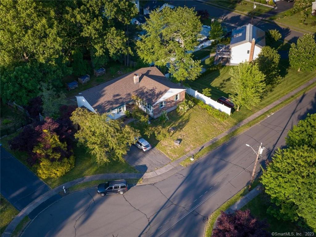 18 Seneca Road, Plainville, Connecticut image 2