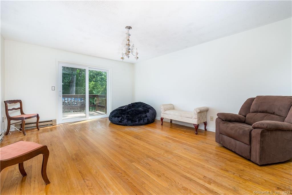18 Seneca Road, Plainville, Connecticut image 9