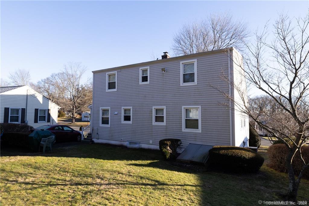 35 Deepwood Drive, Waterbury, Connecticut image 24