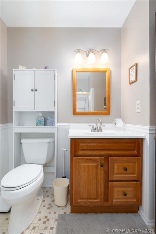 35 Deepwood Drive, Waterbury, Connecticut image 13