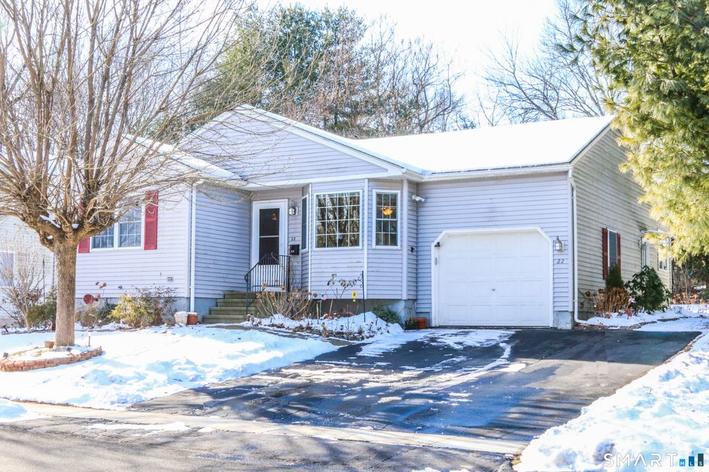 Photo of 22 Pheasant Hill Drive #22, Enfield, CT 06082 (MLS # 24137059)