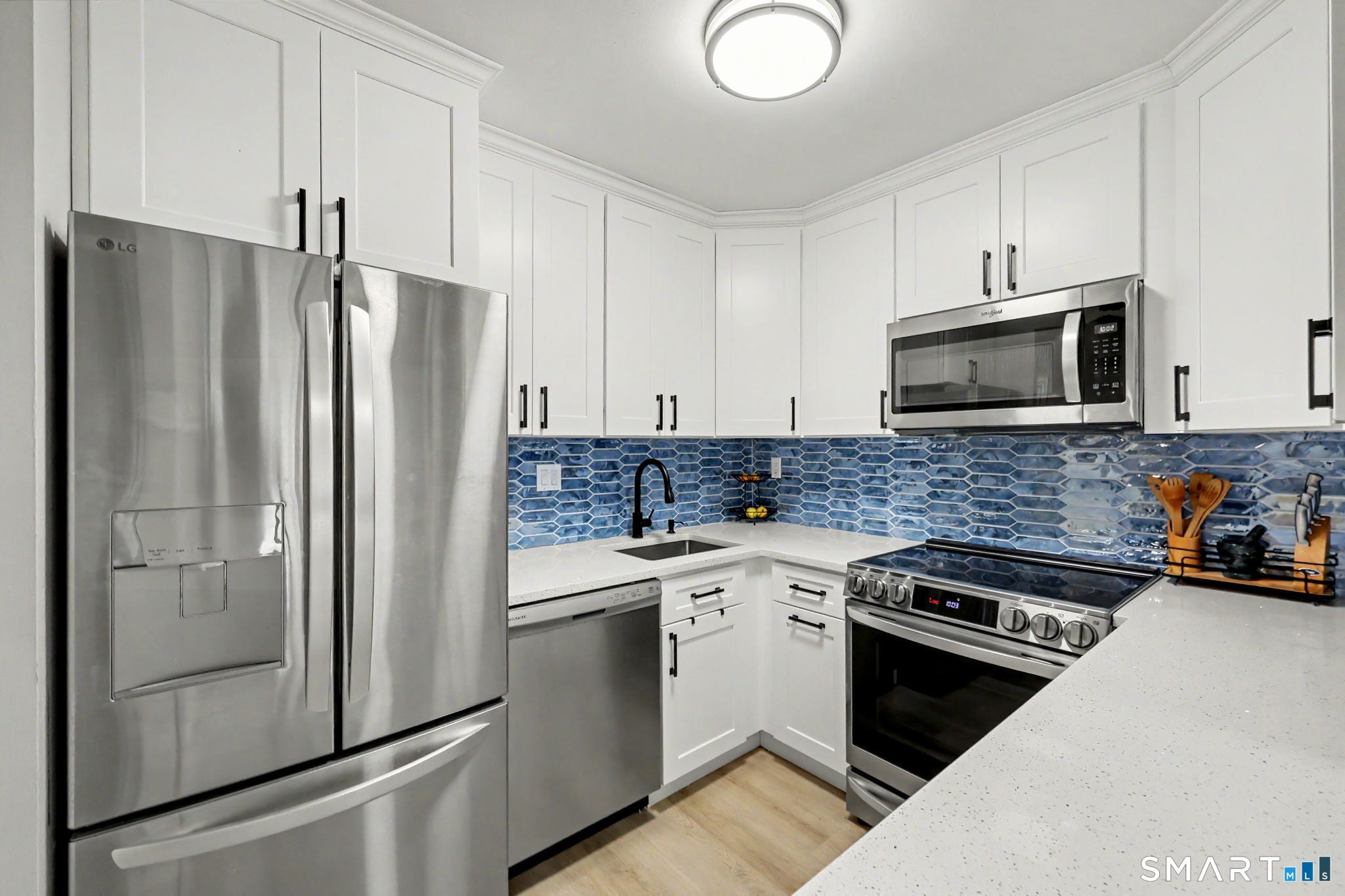 1633 Washington Boulevard 3F