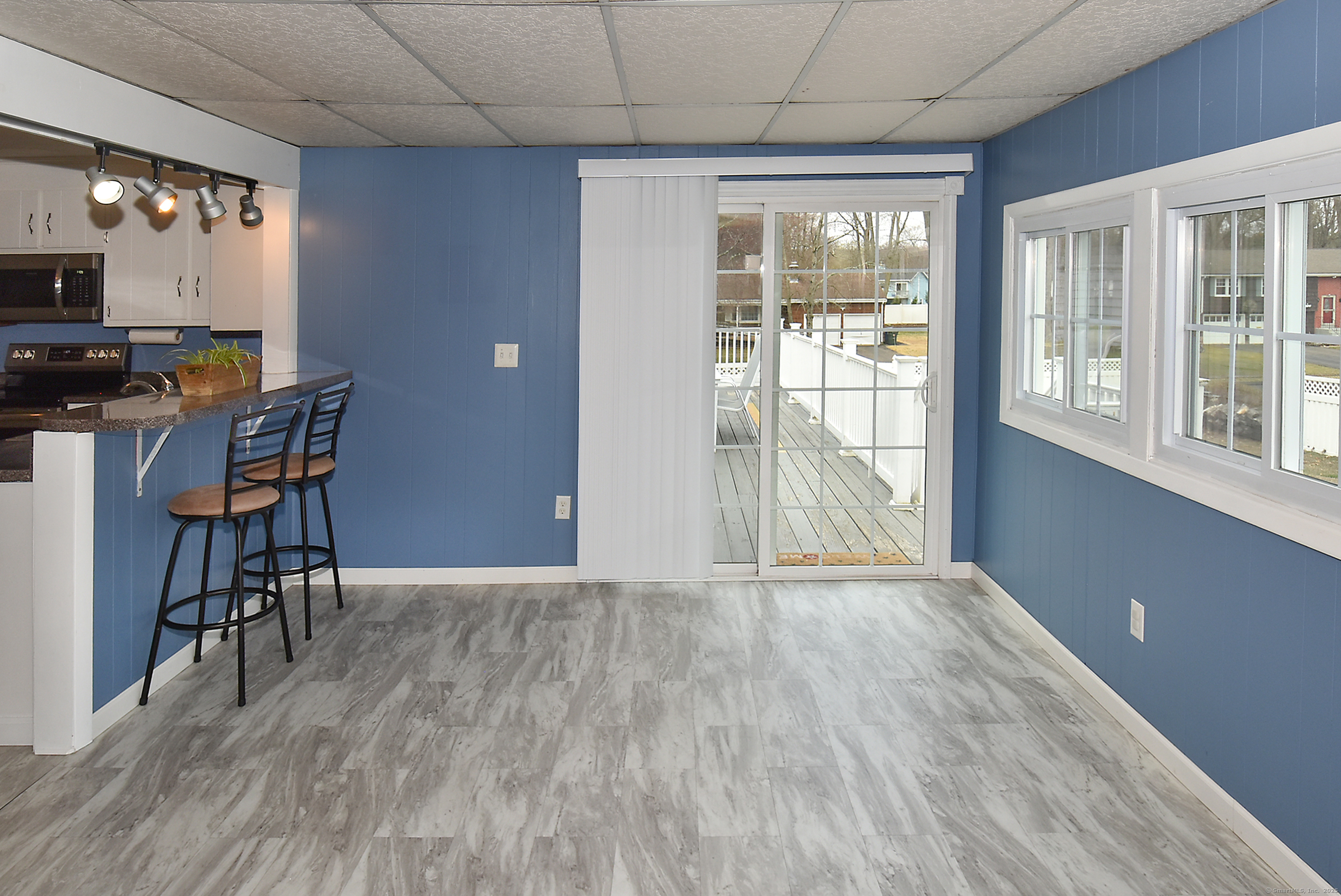 96 College Drive, East Hartford, Connecticut image 7