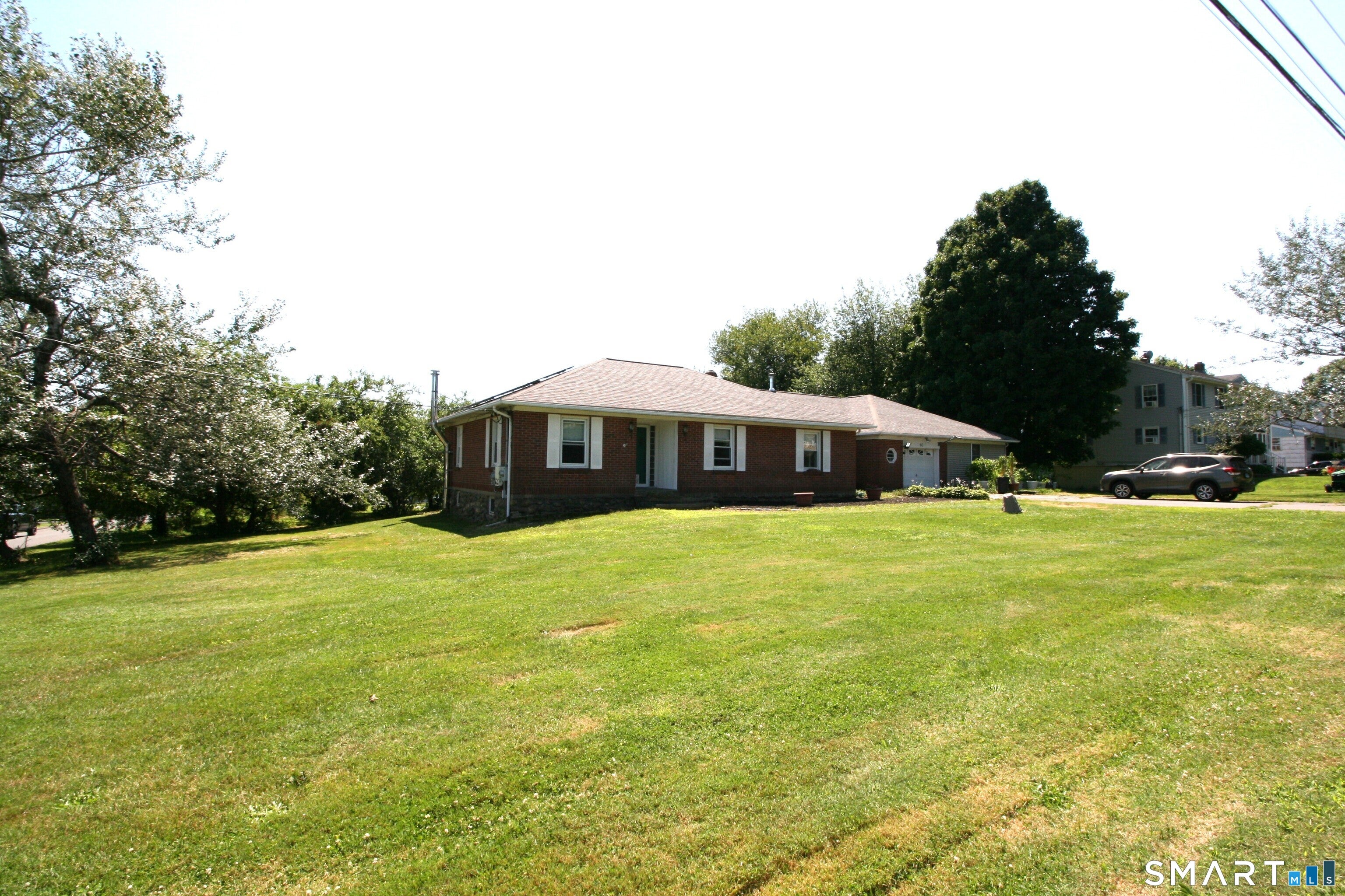 40 Waller Avenue