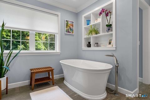 Tiny photo for 15 Harvest Glen, East Lyme, CT 06333 (MLS # 24176489)