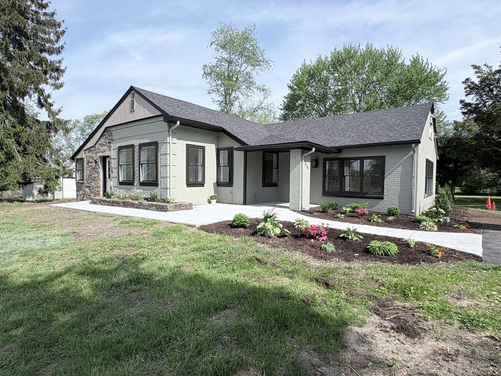 Photo of 220 West Road, Colchester, CT 06415 (MLS # 24146511)