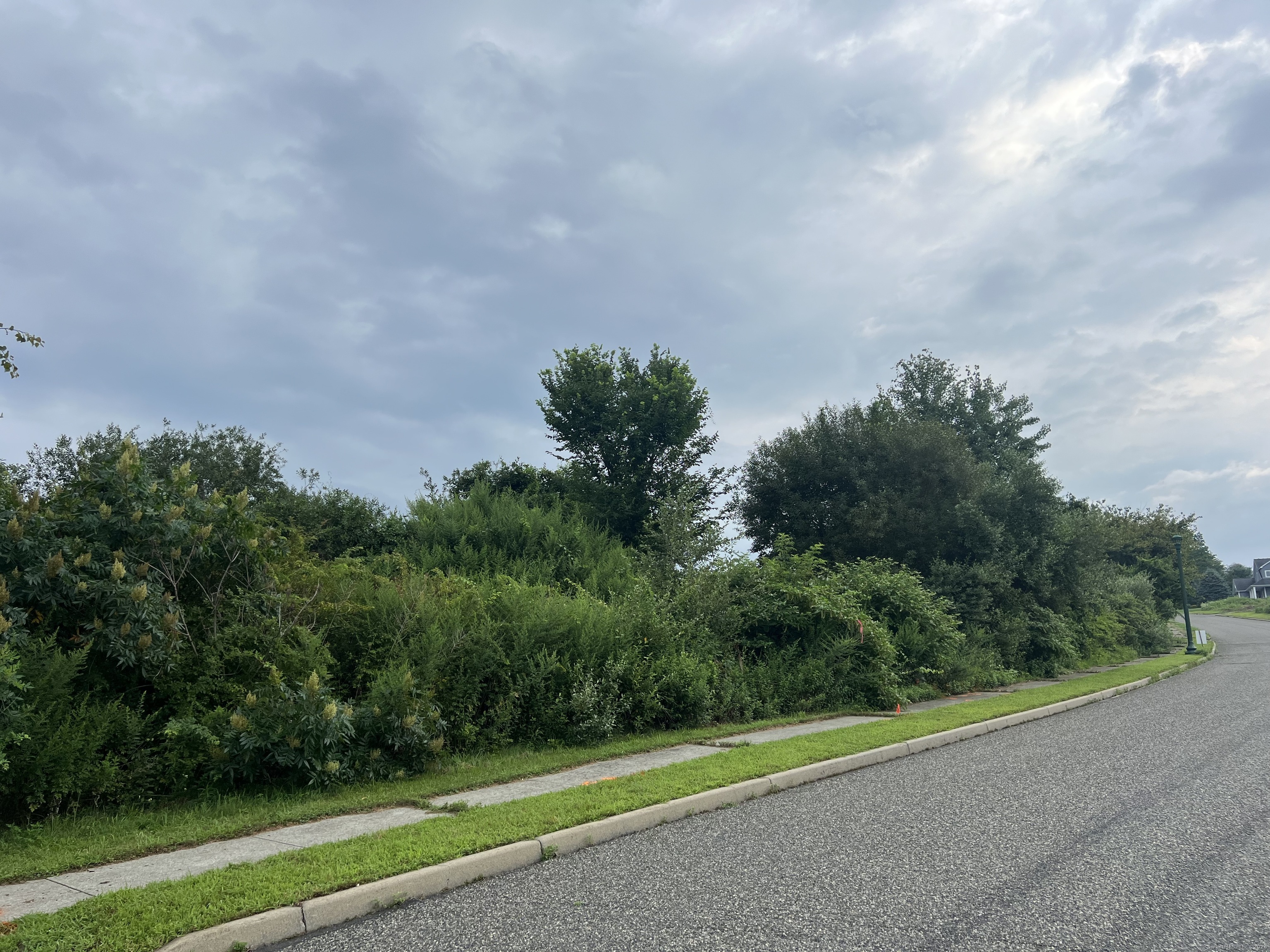 29 Farm View Drive, Norwich, Connecticut image 2