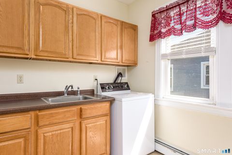 Tiny photo for 108 Belden Street #2E, New Britain, CT 06051 (MLS # 24174752)