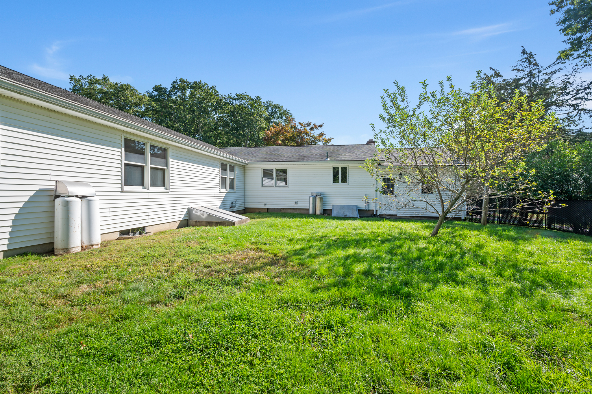 8 Quinn Street