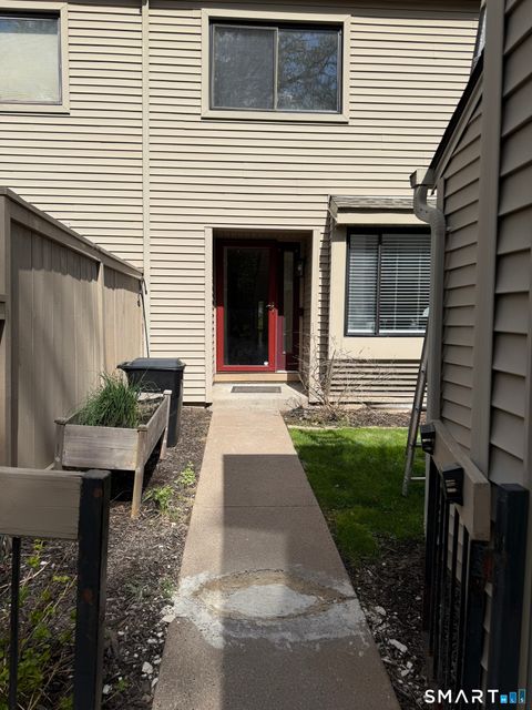 Tiny photo for 132 Farmington Chase Crescent #132, Farmington, CT 06032 (MLS # 24172485)