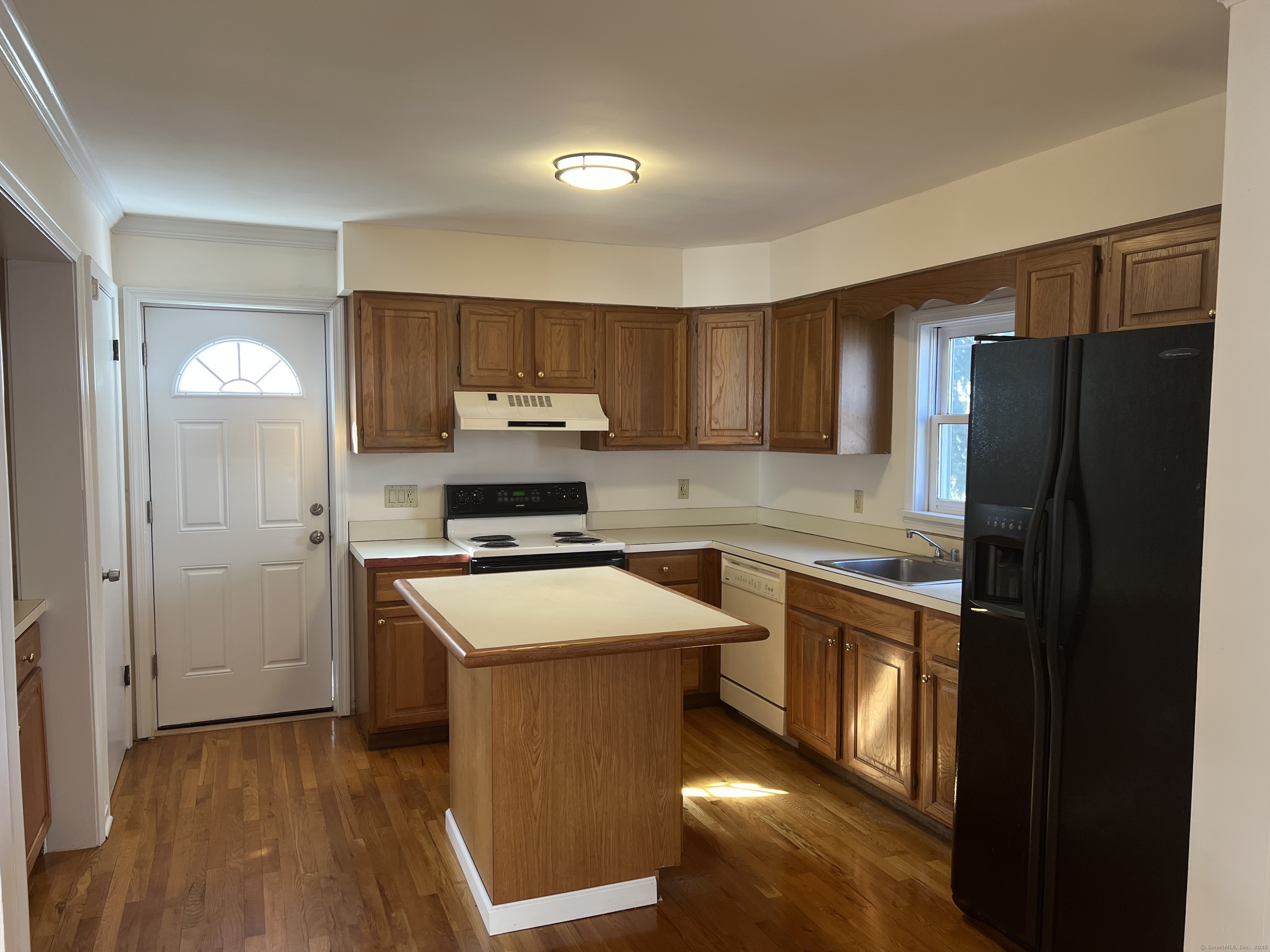 1225 Forest Road #1225, New Haven, Connecticut image 5