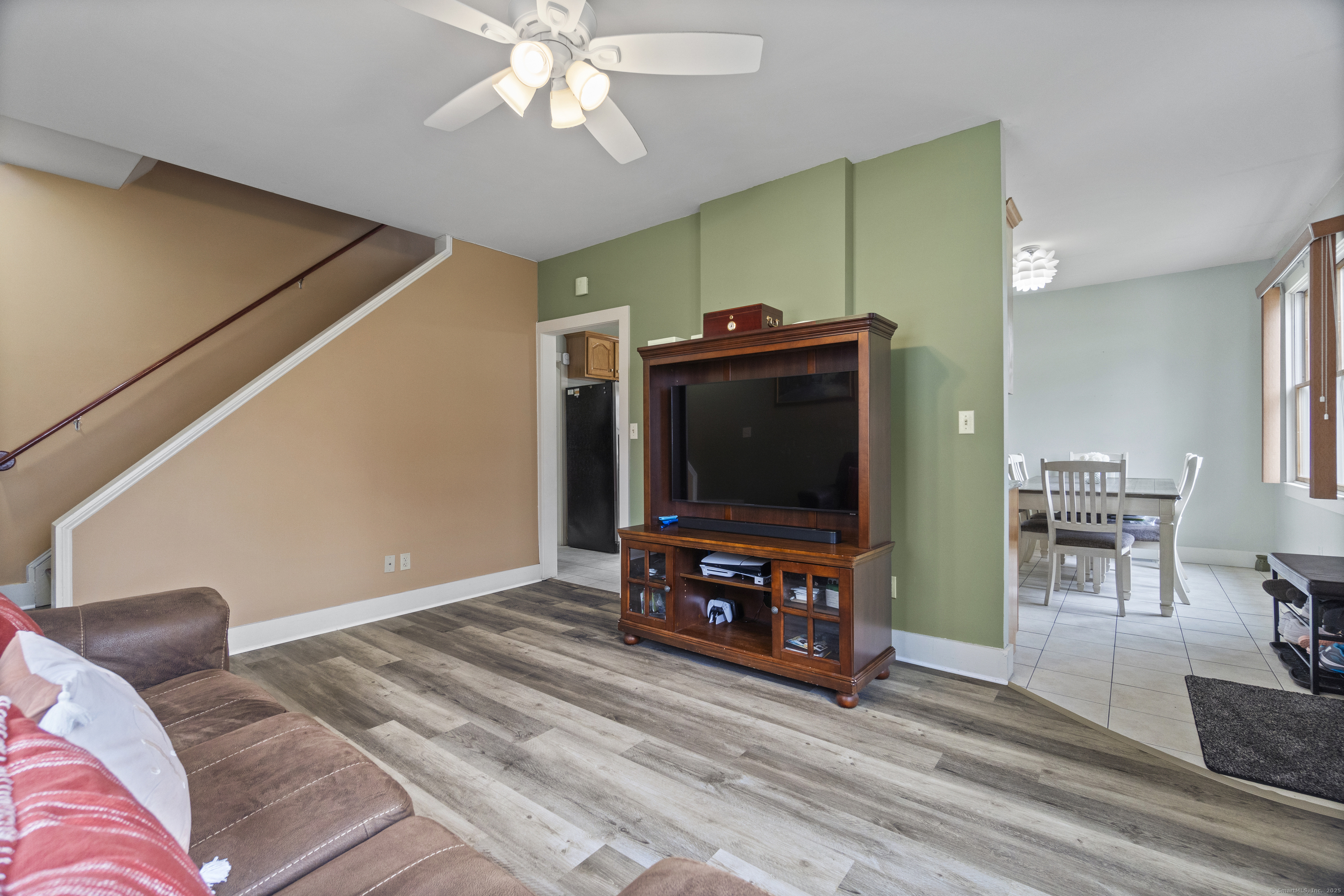 18 Lawncrest Road, West Haven, Connecticut image 9